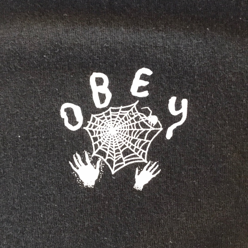 OBEY t-shirt